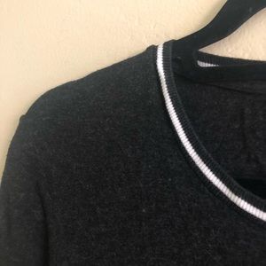 Brandy dark grey tee